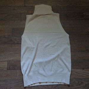 MNG sleeveless turtleneck, soft